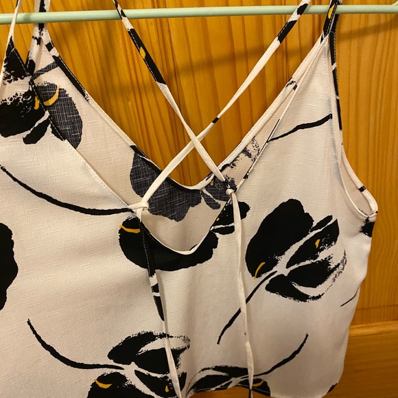 Lush crop top - Picture 4 of 5